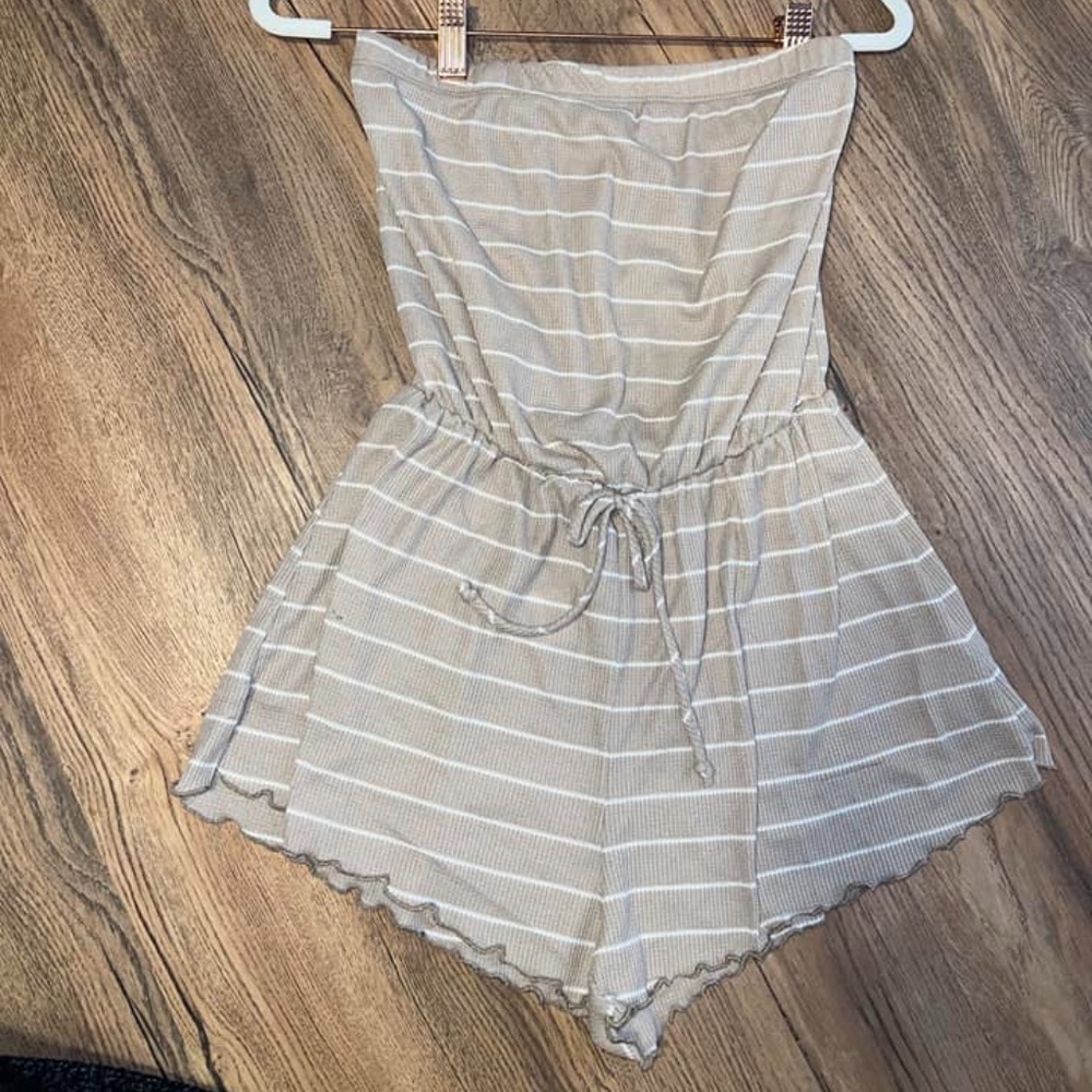 COPY - like new small strapless White + Tan Romper